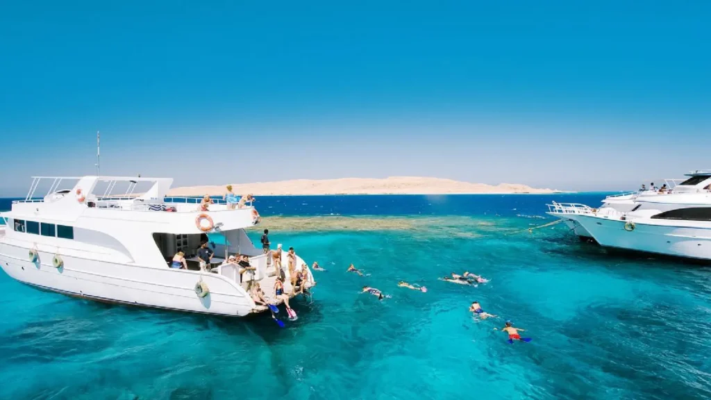 Explore Cairo in Motion