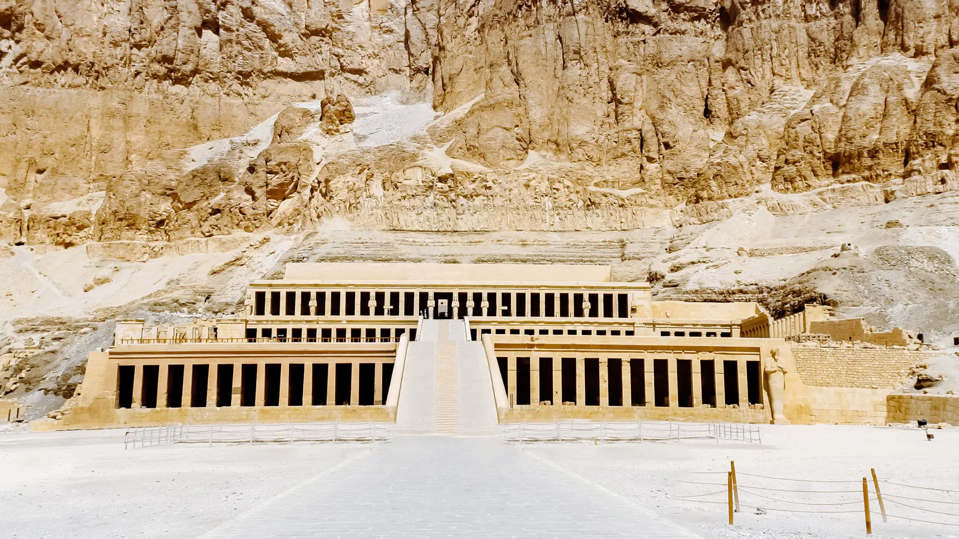 Great Sand Sea Deep Sahara B2B Expedition Egypt