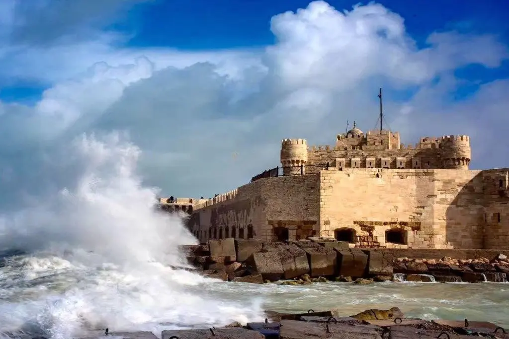 Alexandria day tour from Cairo visiting Catacombs and Qaitbay Citadel