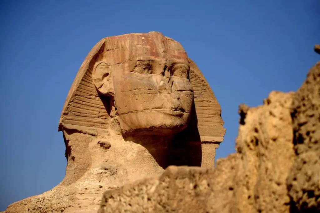 Great Sphinx and Valley Temple on a Safaga to Cairo day tour