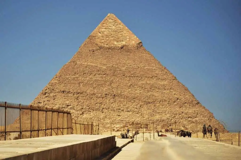 Giza Pyramids and Sphinx area visited during a Cairo overnight tour from Hurghada