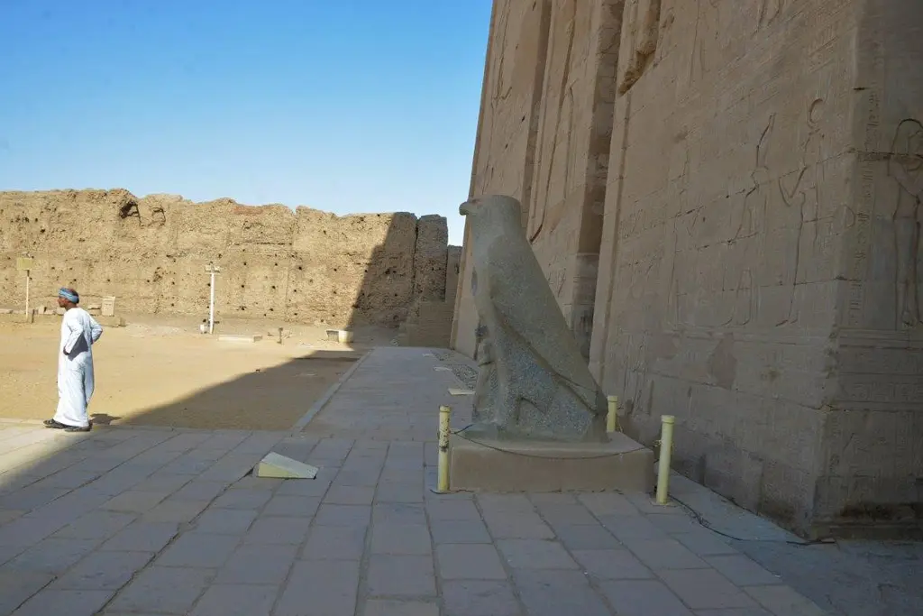 Edfu Kom Ombo and Aswan overnight tour from Luxor with Philae Temple and High Dam