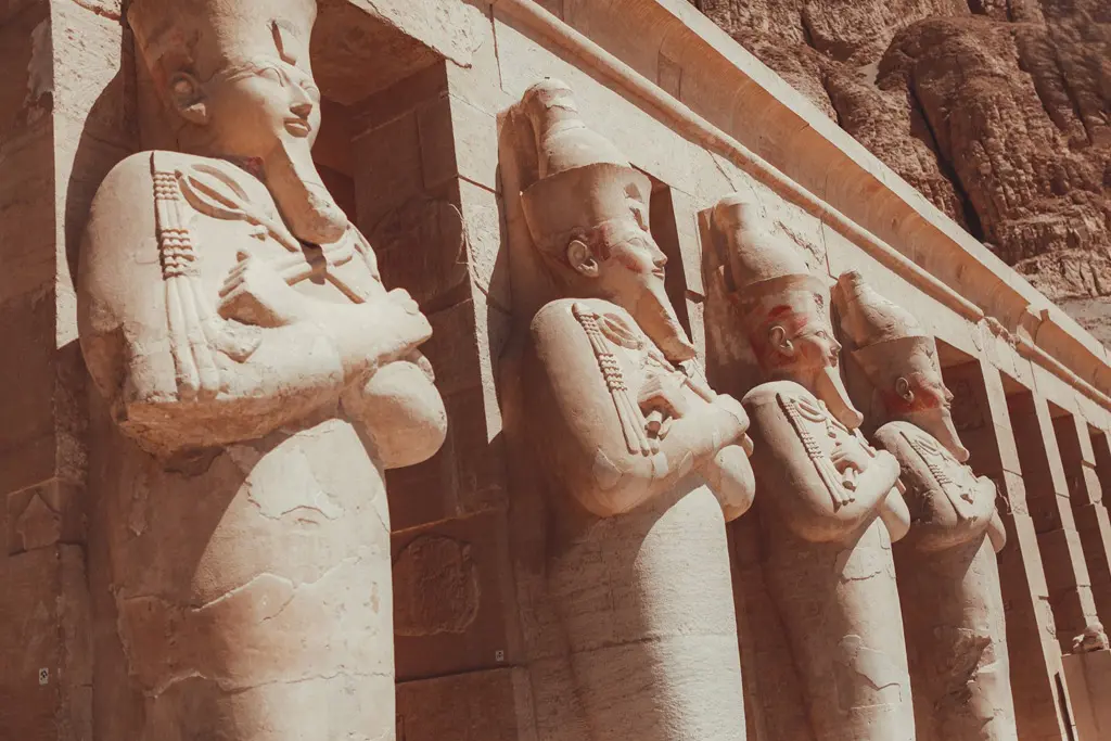 Luxor airport transfer for a day tour from Sharm El Sheikh by plane