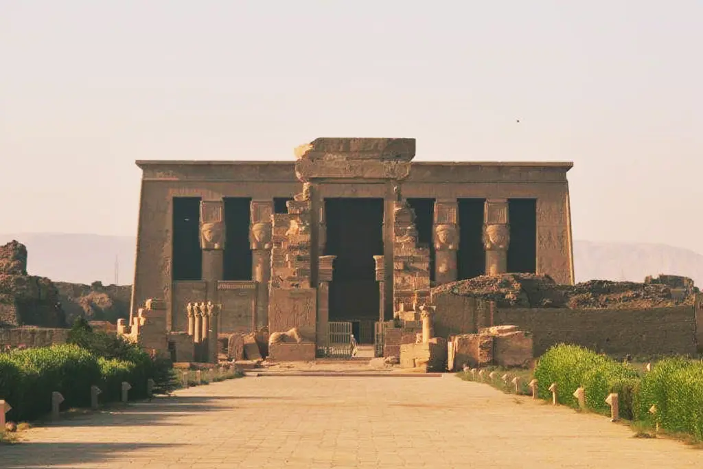 Private A/C van route from Luxor to Dendera and Abydos temples