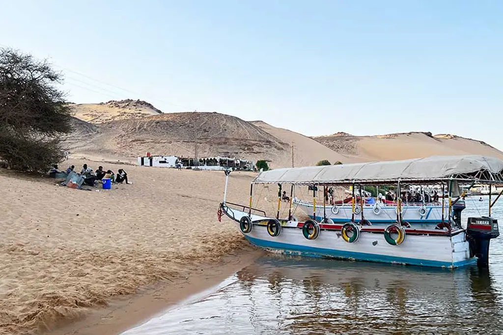 Nile motorboat ride to the Nubian Village from Aswan