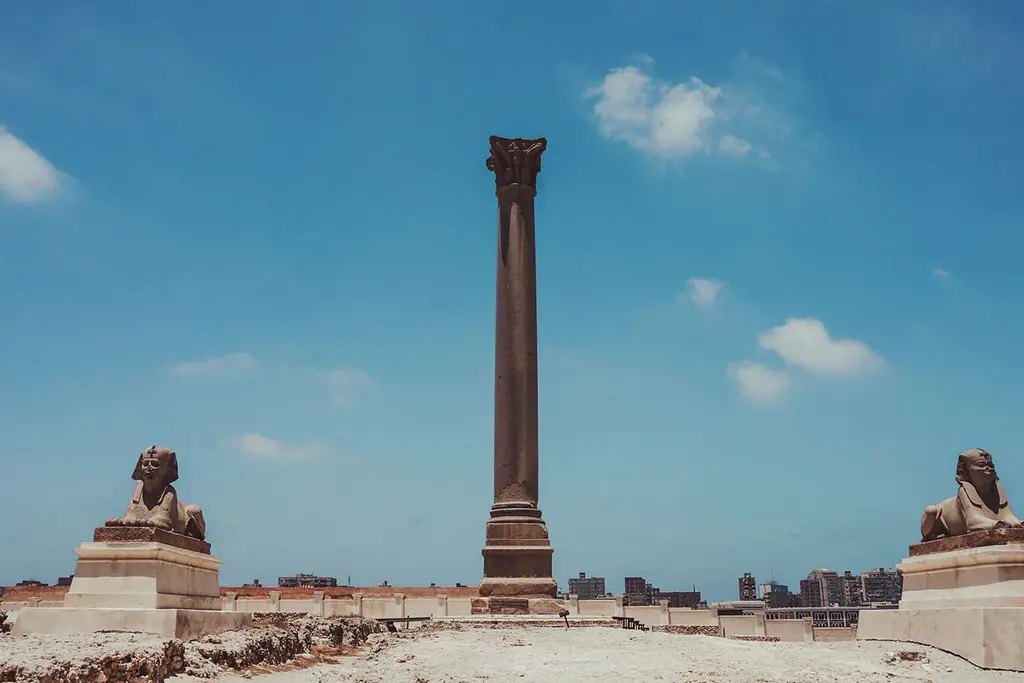Pompey’s Pillar and Roman ruins in Alexandria on a guided cultural tour